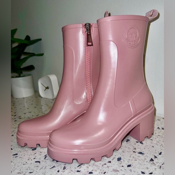 Moncler Pink Loftgrip Boots - Picture 1 of 2